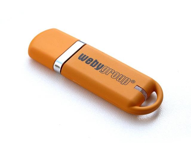 USB kľúč s kapacitou 2 GB